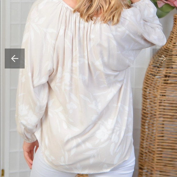 New Z Supply Amelia Top in Sandstone Size Large - Picture 6 of 9